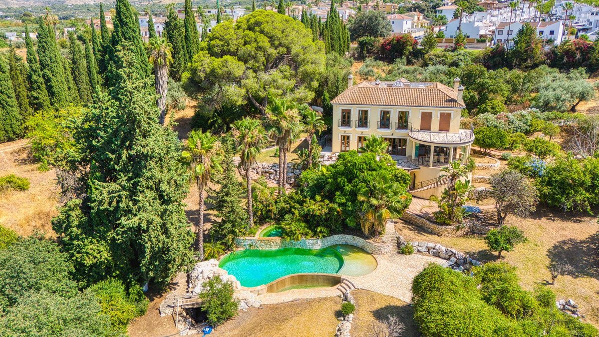 6 Bed Detached Villa in Alhaurín el Grande