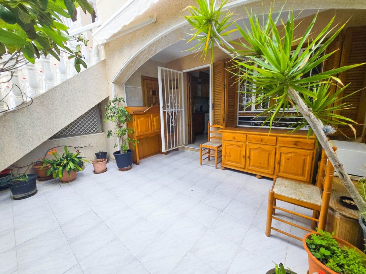 1 Bed Bungalow in Torrevieja