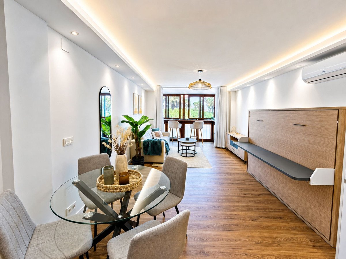 Middle Floor Studio in La Duquesa