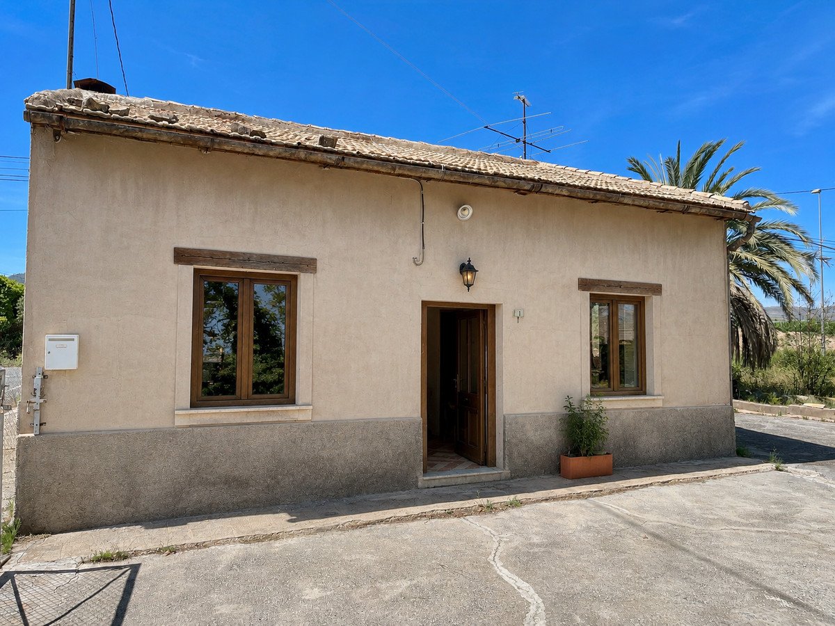 3 Bed Detached Villa in La Romana