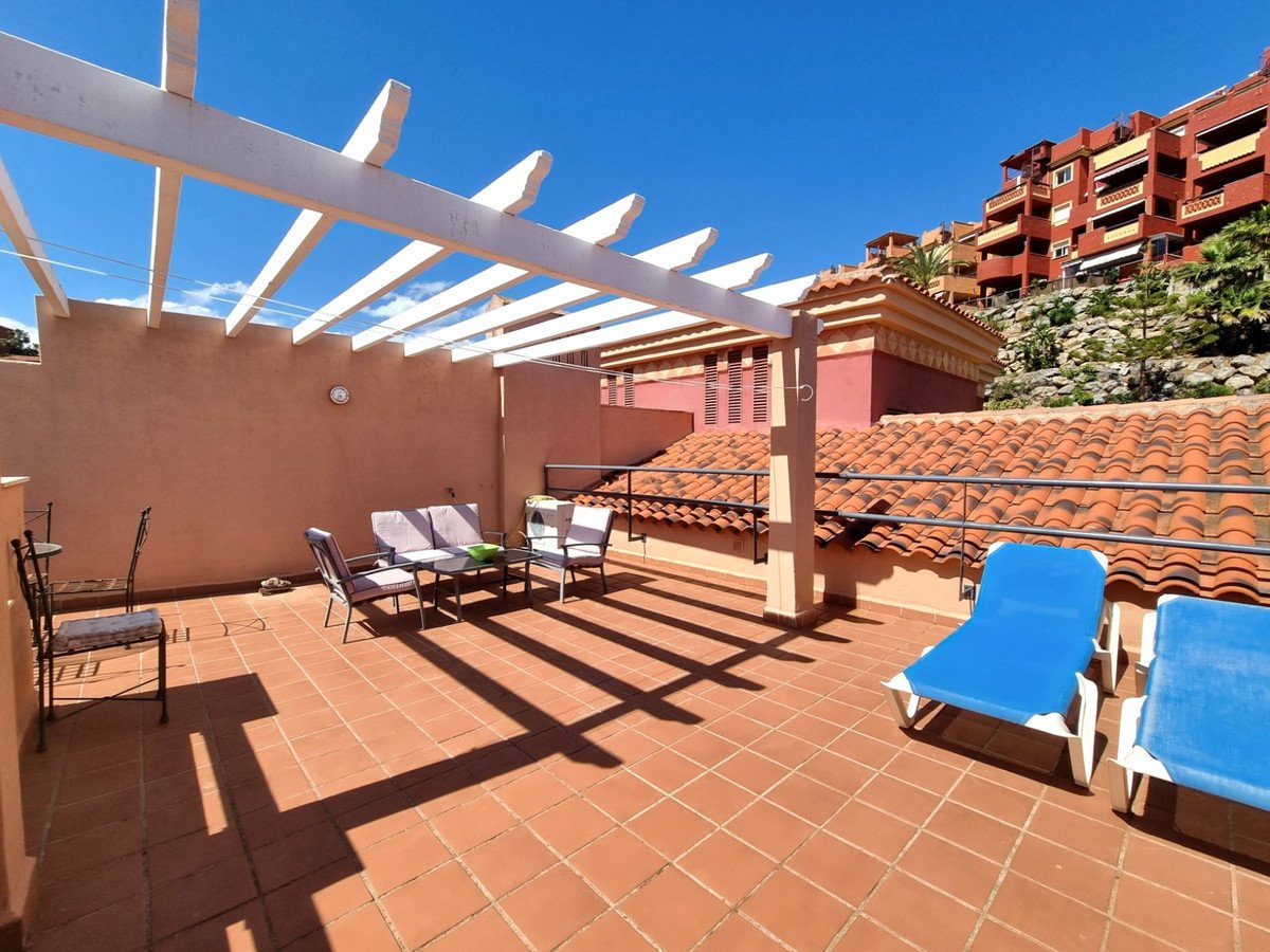 2 Bed Penthouse in Reserva de Marbella