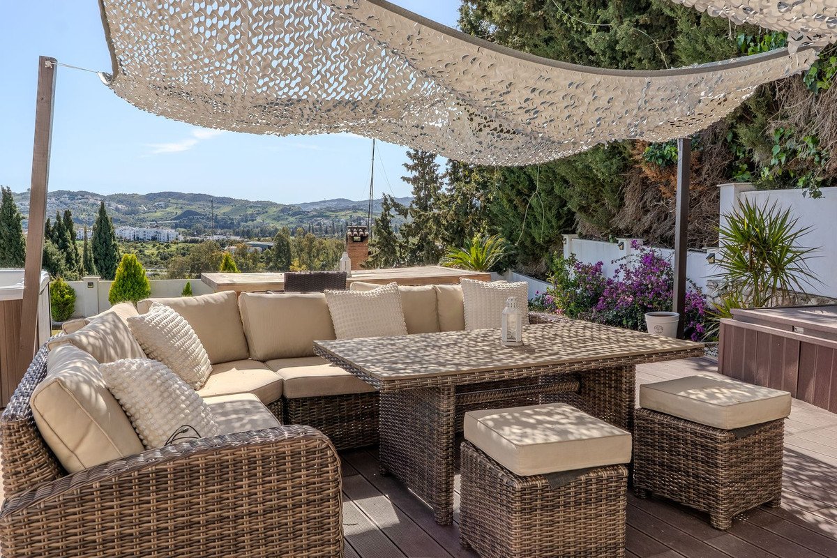 6 Bed Detached Villa in Mijas