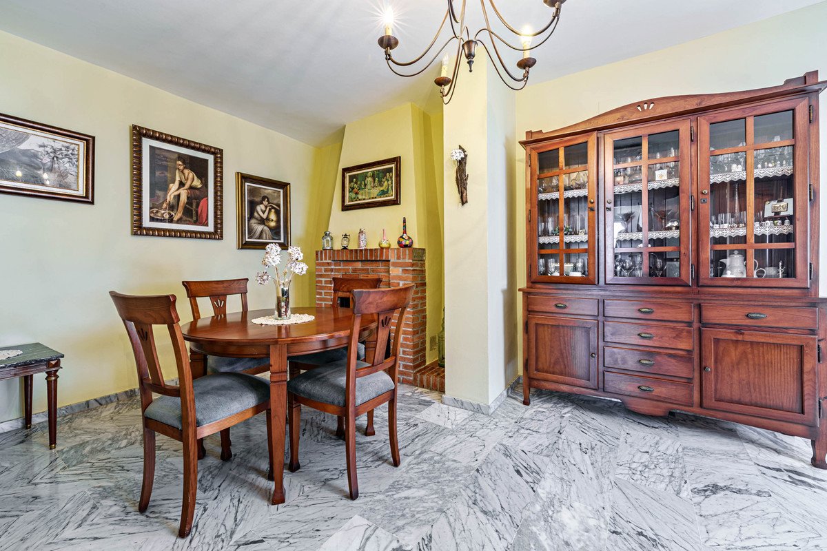 3 Bed Detached Villa in Ciudad Jardín