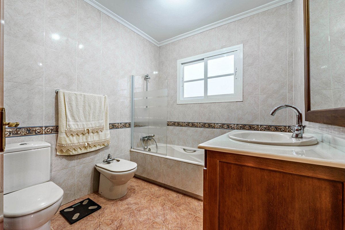 3 Bed Detached Villa in Ciudad Jardín