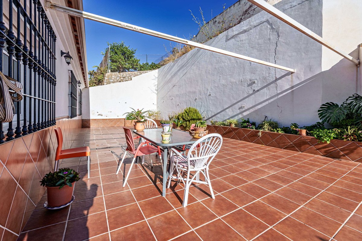 3 Bed Detached Villa in Ciudad Jardín
