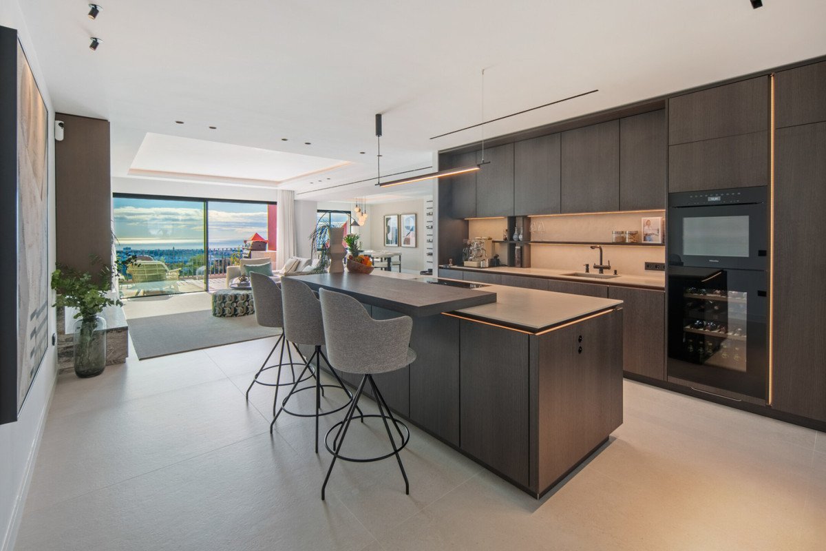 2 Bed Penthouse Duplex in Monte Halcones