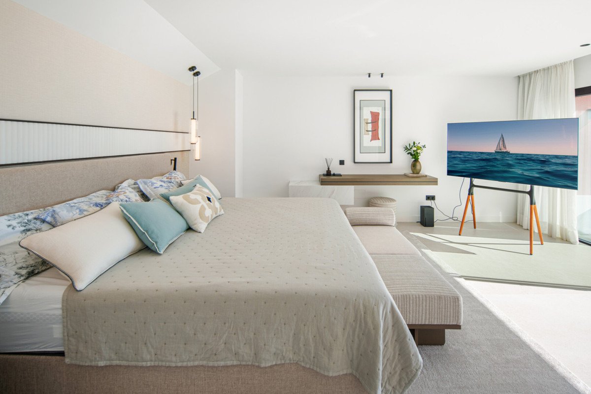 2 Bed Penthouse Duplex in Monte Halcones
