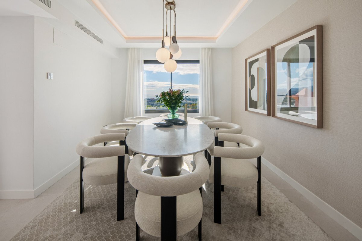 2 Bed Penthouse Duplex in Monte Halcones