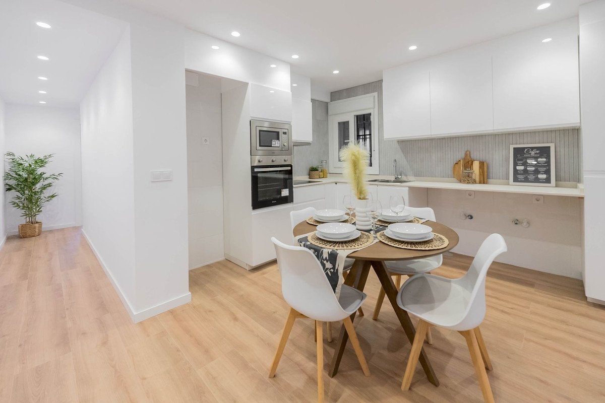 3 Bed Middle Floor Apartment in Conde de Ureña