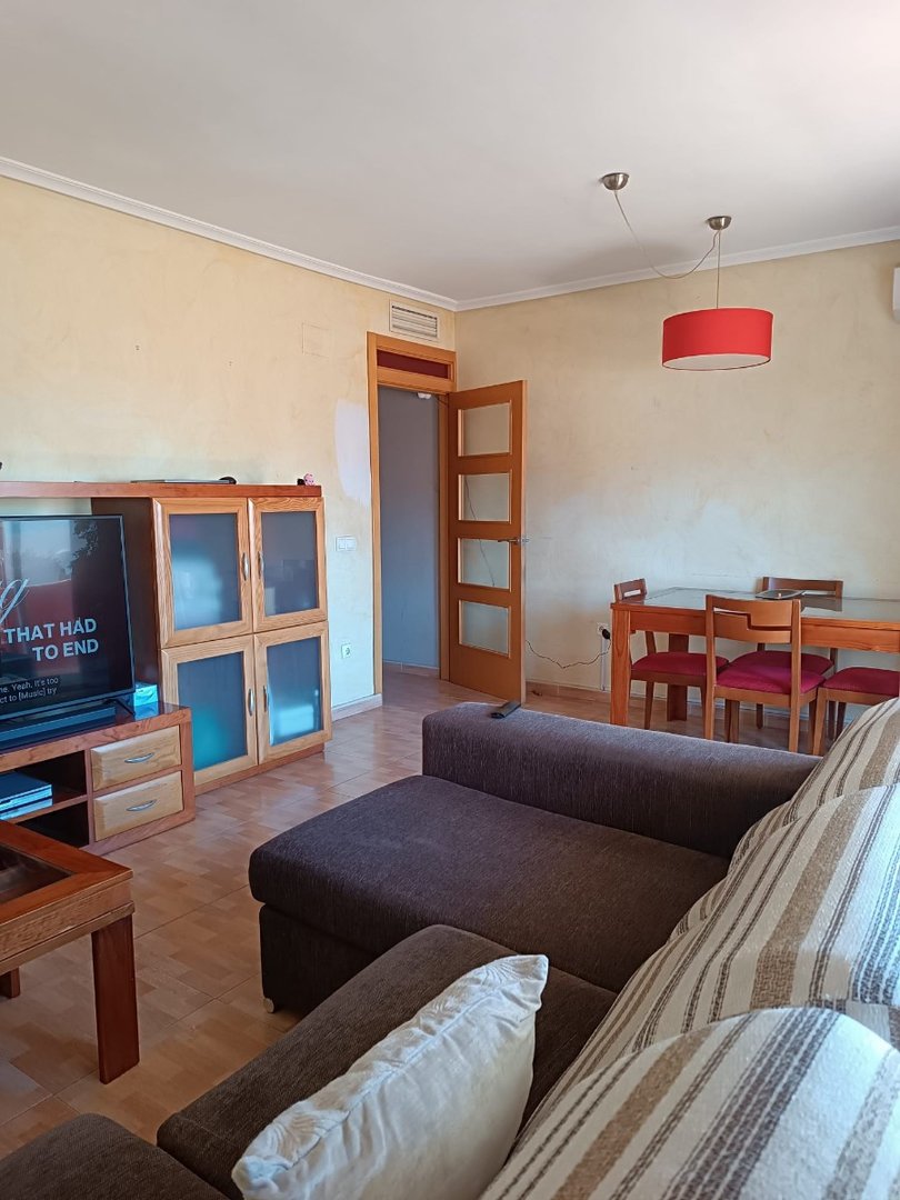 2 Bed Middle Floor Apartment in Los Montesinos