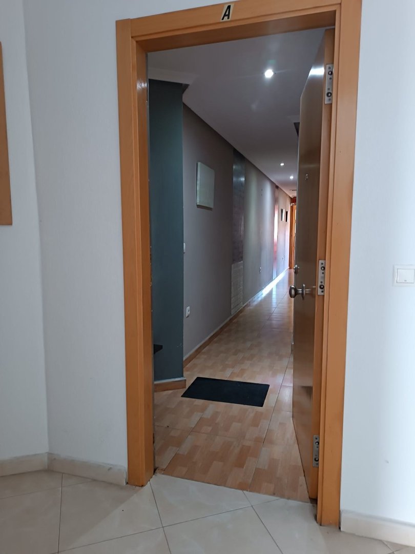 2 Bed Middle Floor Apartment in Los Montesinos