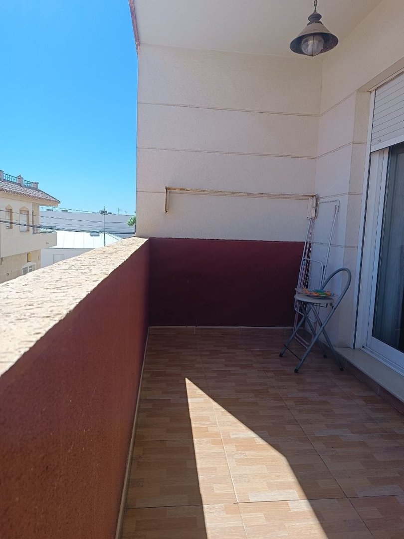 2 Bed Middle Floor Apartment in Los Montesinos