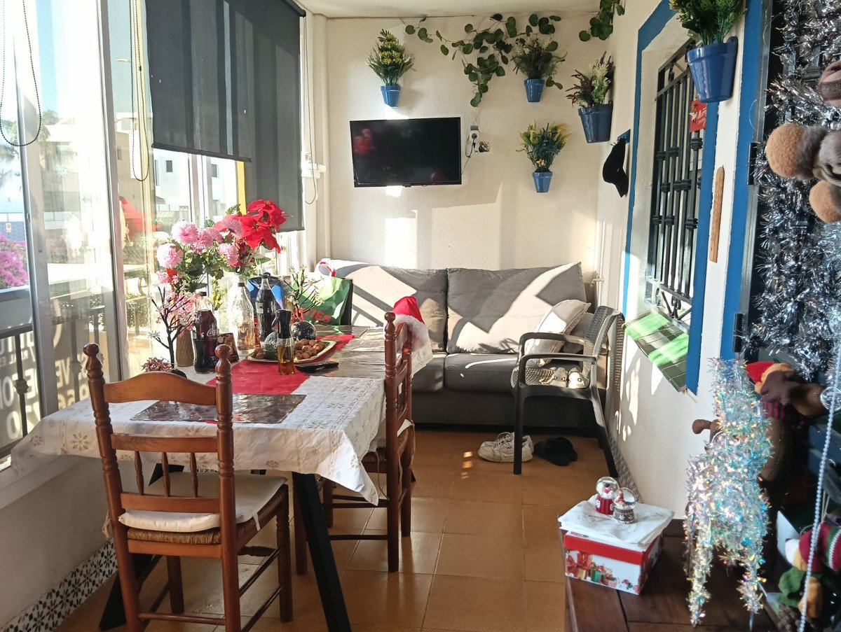 2 Bed Ground Floor Apartment in Los Montesinos