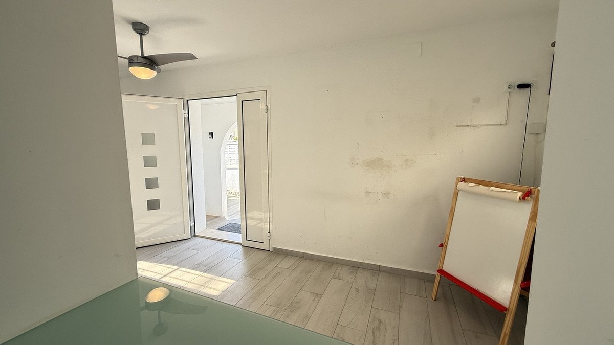 2 Bed Detached Villa in Villamartin