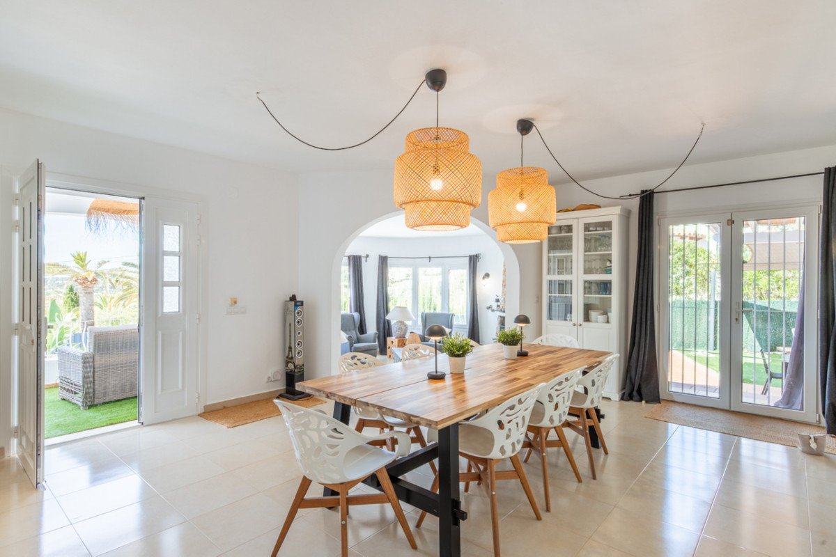 4 Bed Detached Villa in Moraira