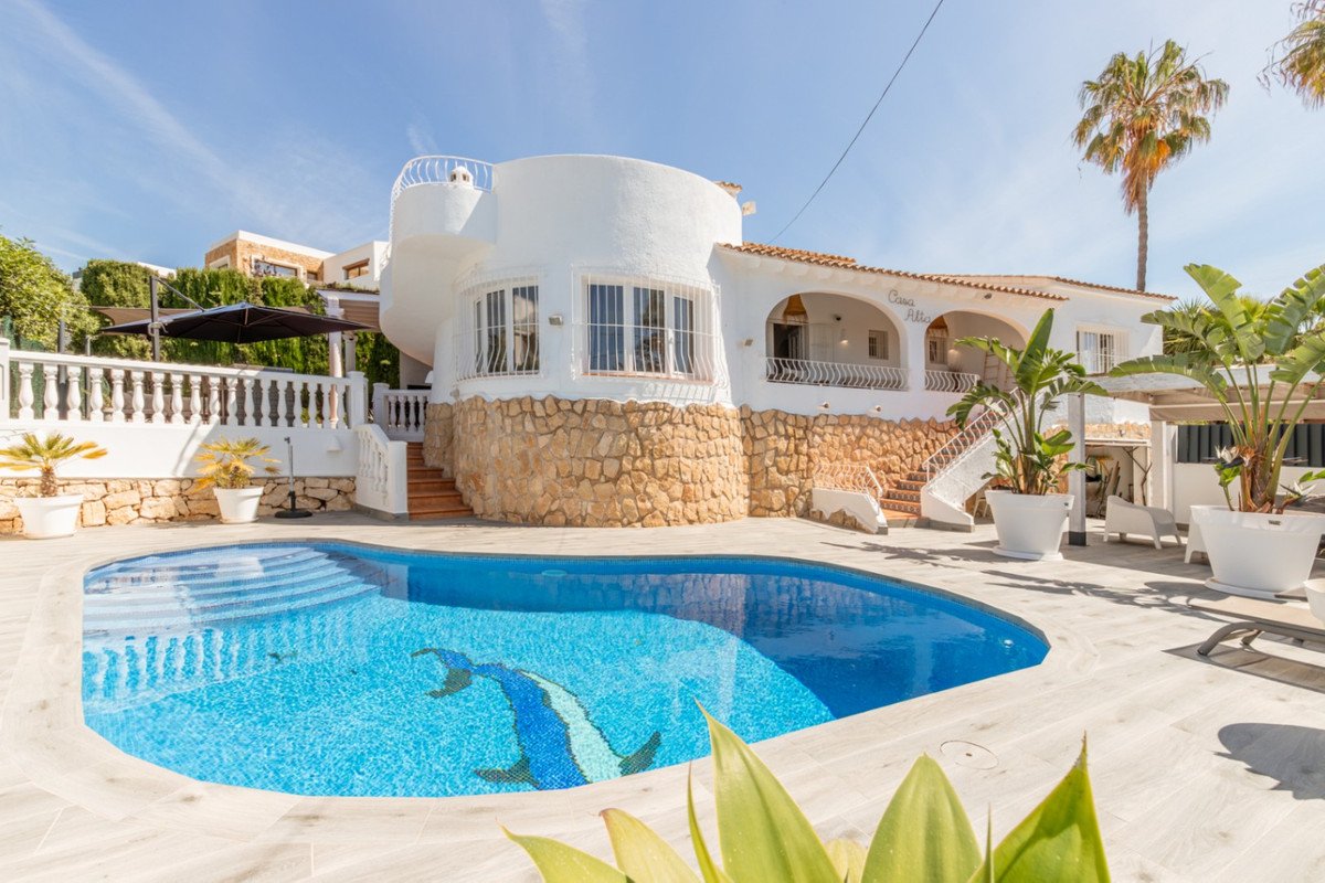 4 Bed Detached Villa in Moraira