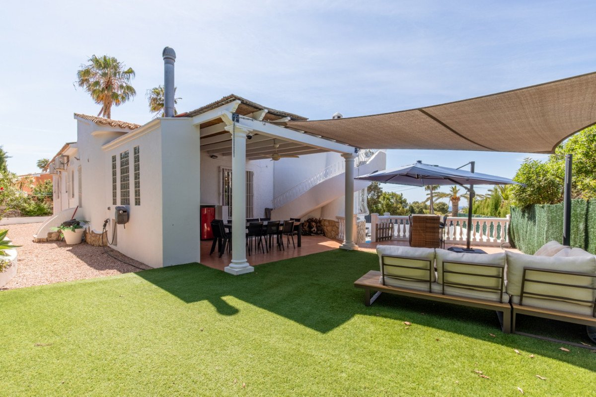 4 Bed Detached Villa in Moraira