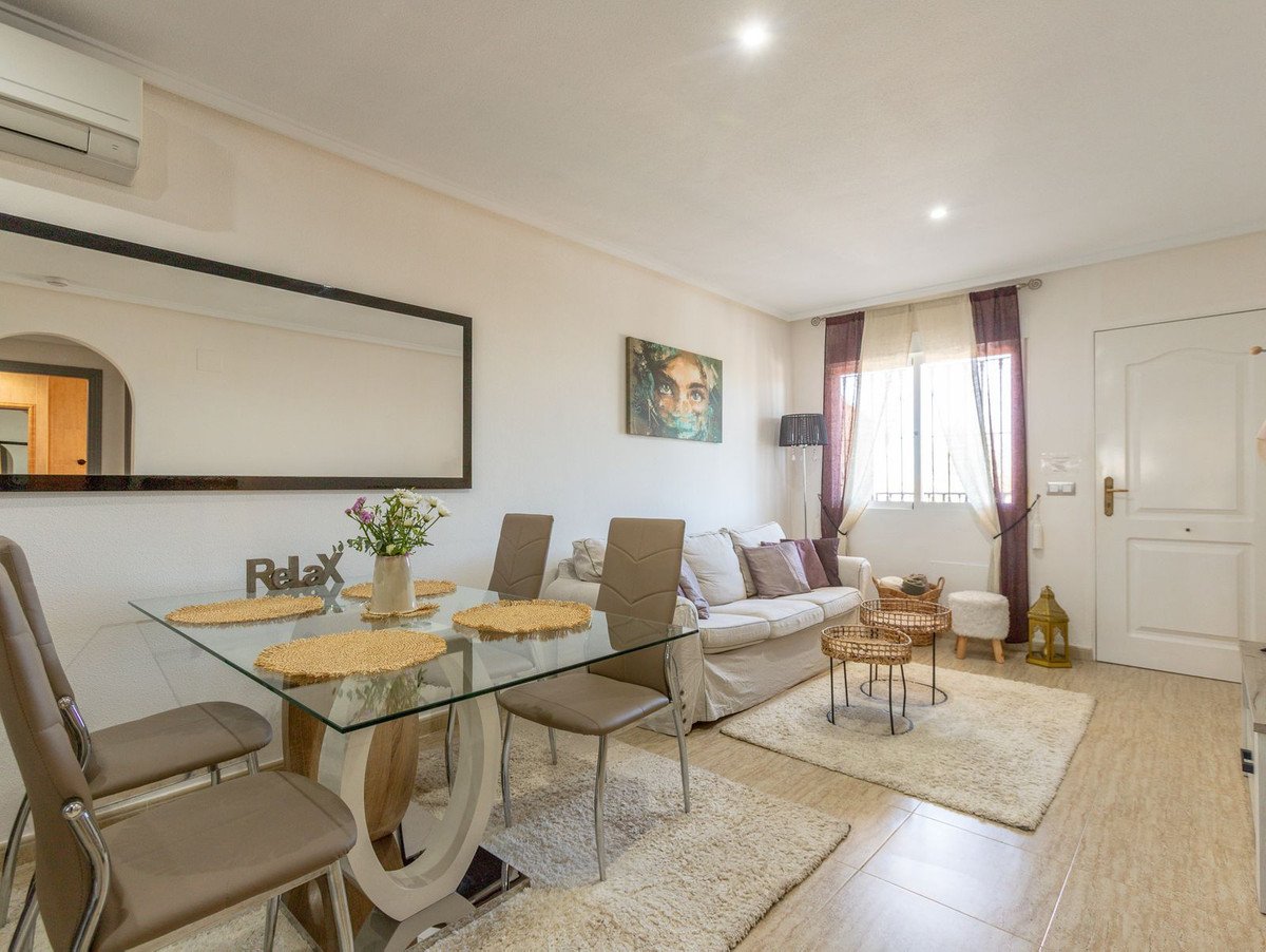 2 Bed Bungalow in Orihuela Costa