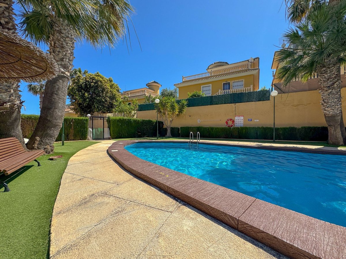 2 Bed Bungalow in Orihuela Costa