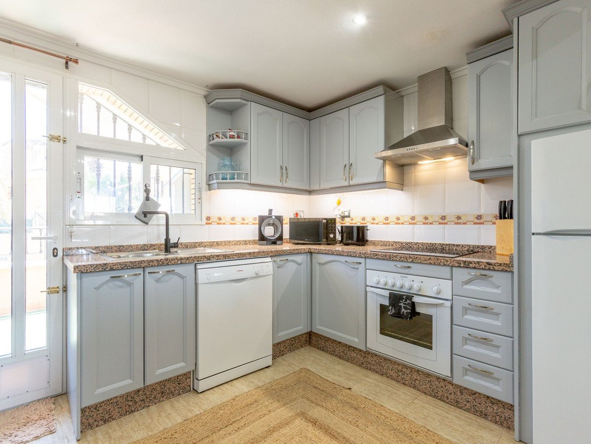 2 Bed Bungalow in Orihuela Costa