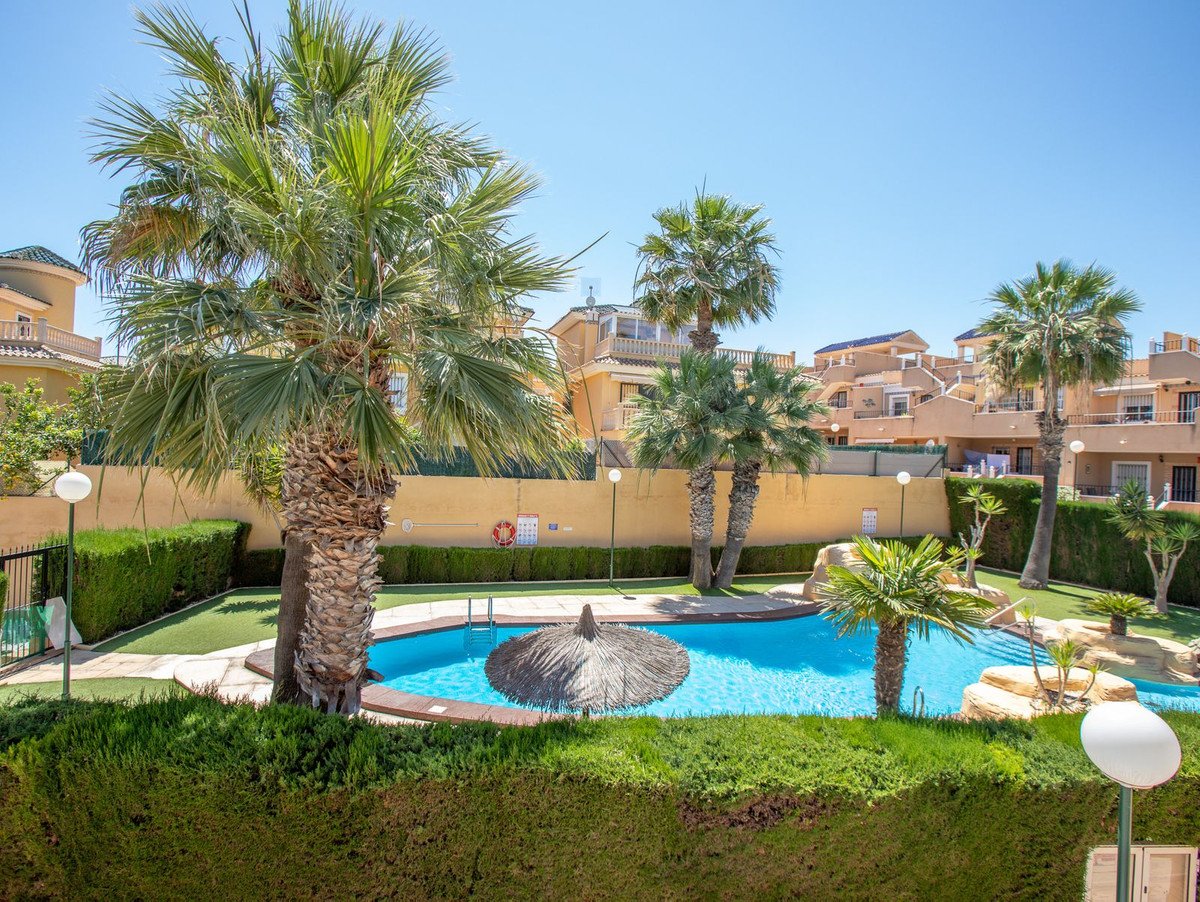 2 Bed Bungalow in Orihuela Costa
