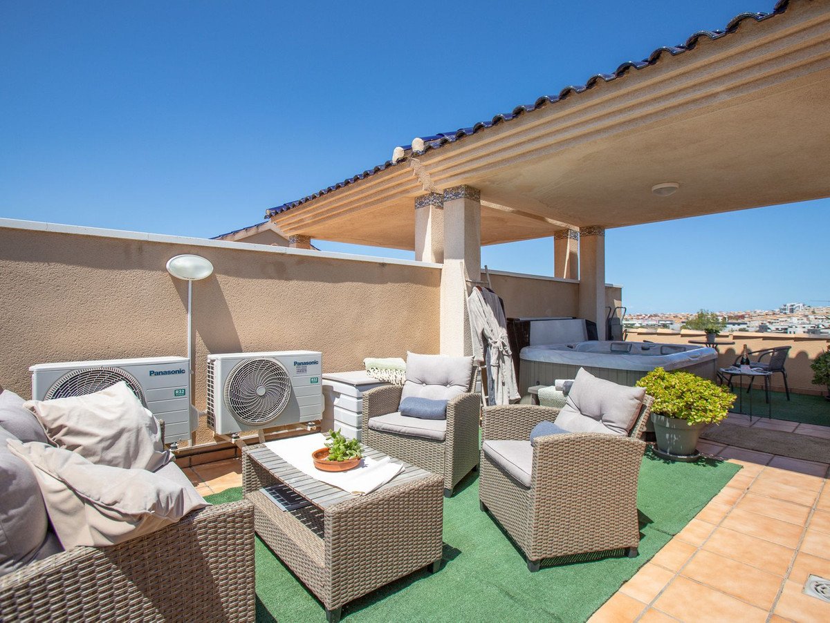 2 Bed Bungalow in Orihuela Costa