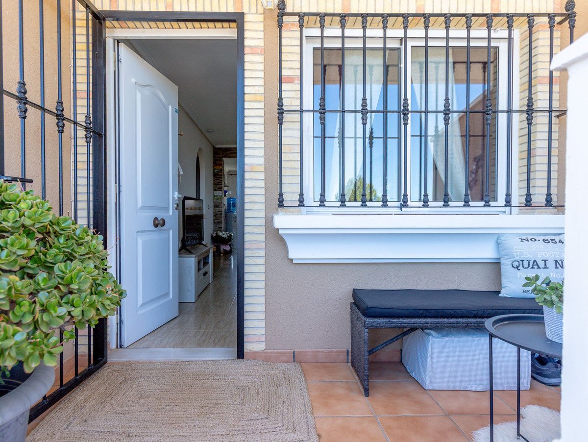 2 Bed Bungalow in Orihuela Costa