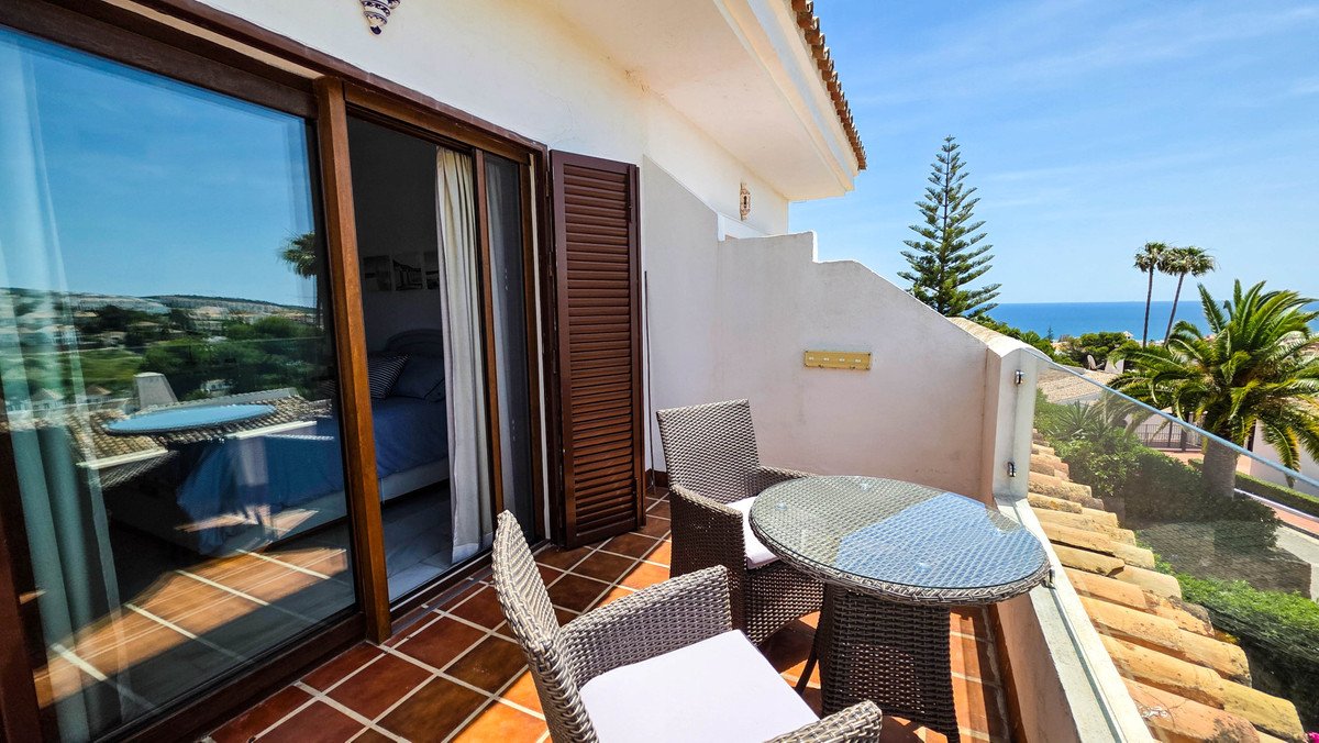 3 Bed Townhouse in La Duquesa