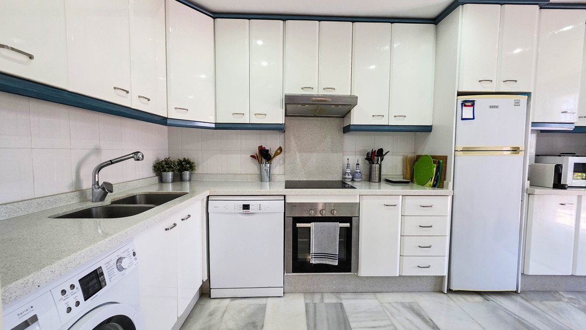 3 Bed Townhouse in La Duquesa
