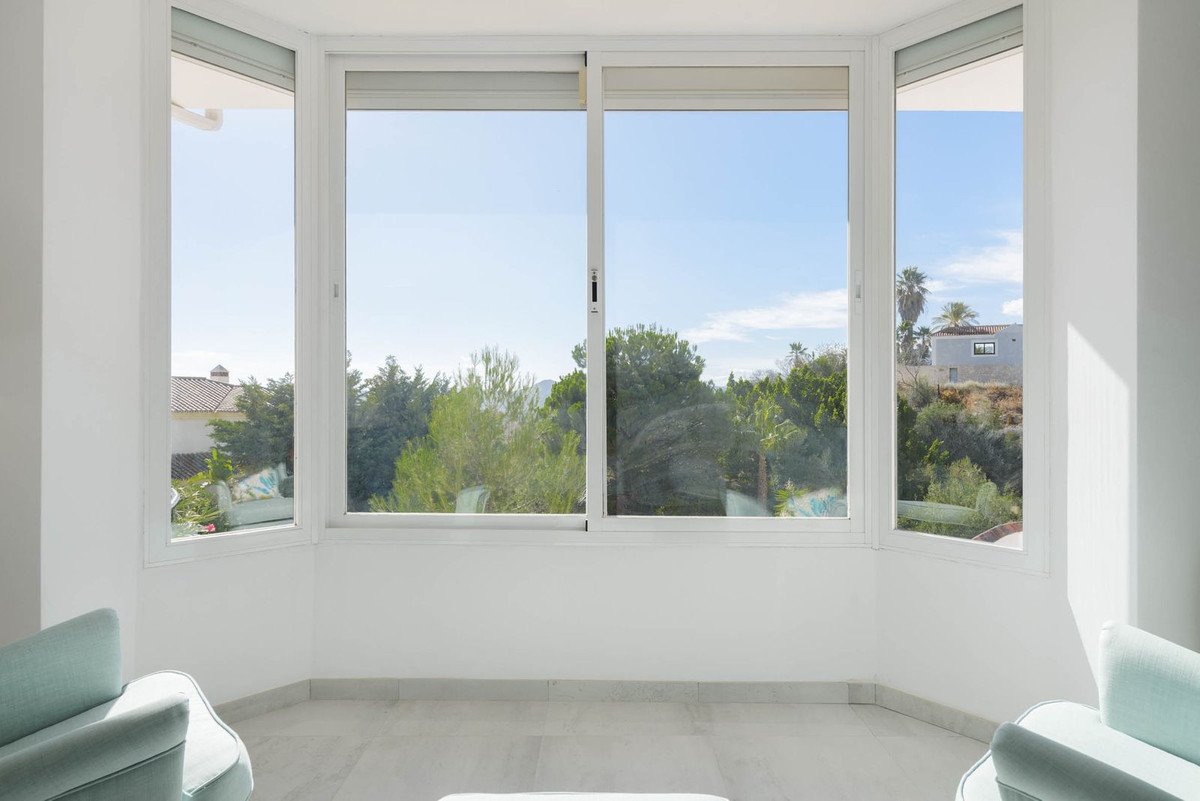 4 Bed Detached Villa in Valtocado