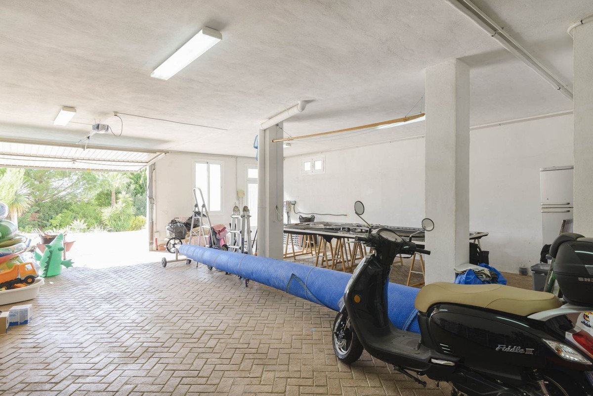 4 Bed Detached Villa in Valtocado