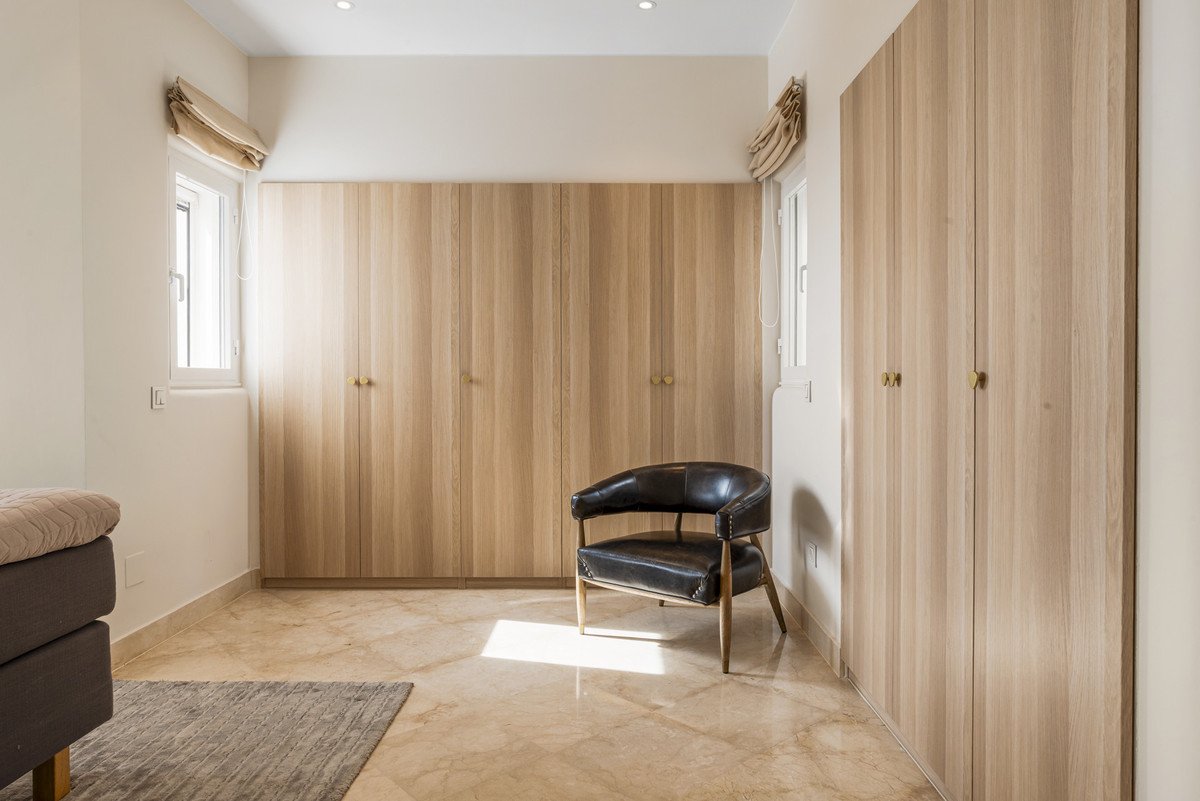 3 Bed Penthouse Duplex in The Golden Mile