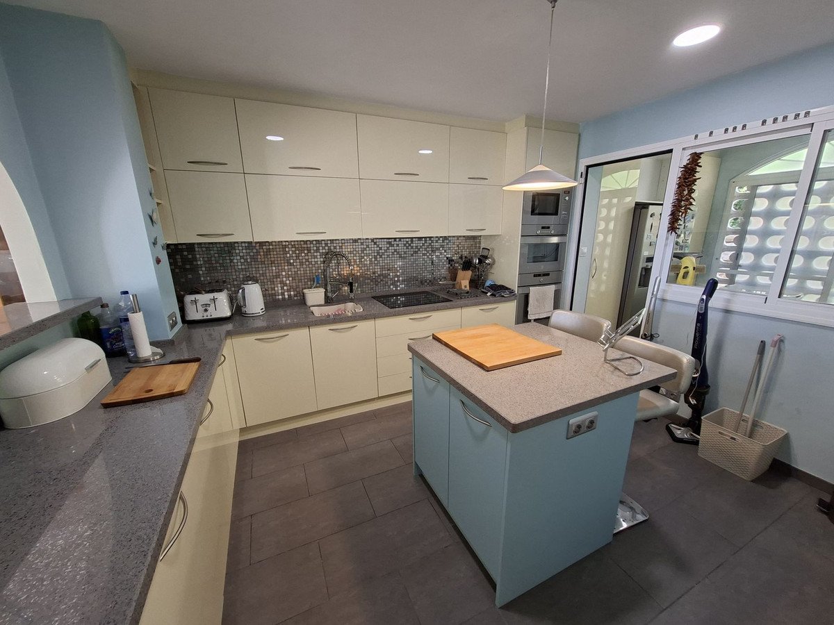 3 Bed Townhouse in La Duquesa