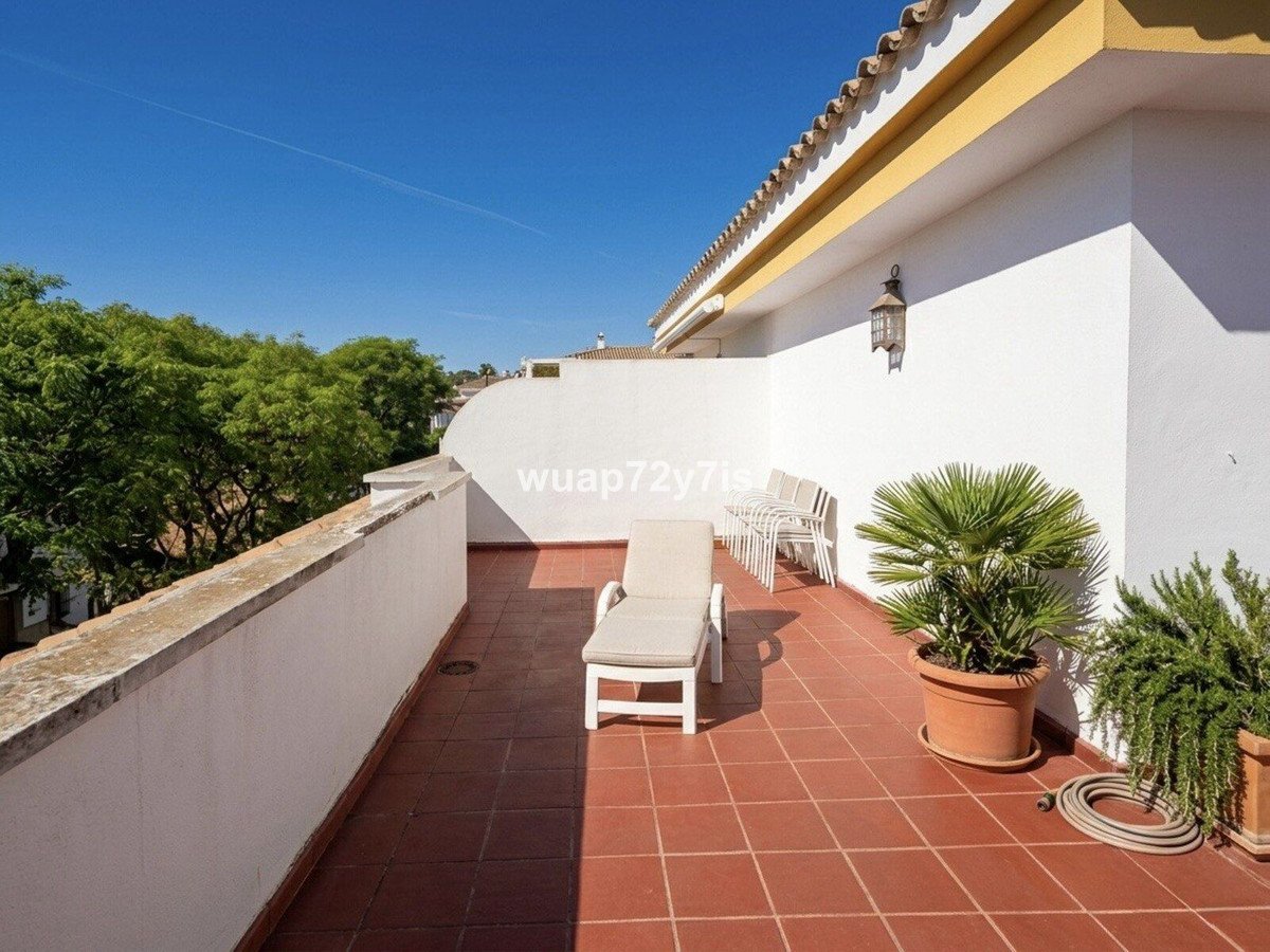 2 Bed Penthouse in Marbella