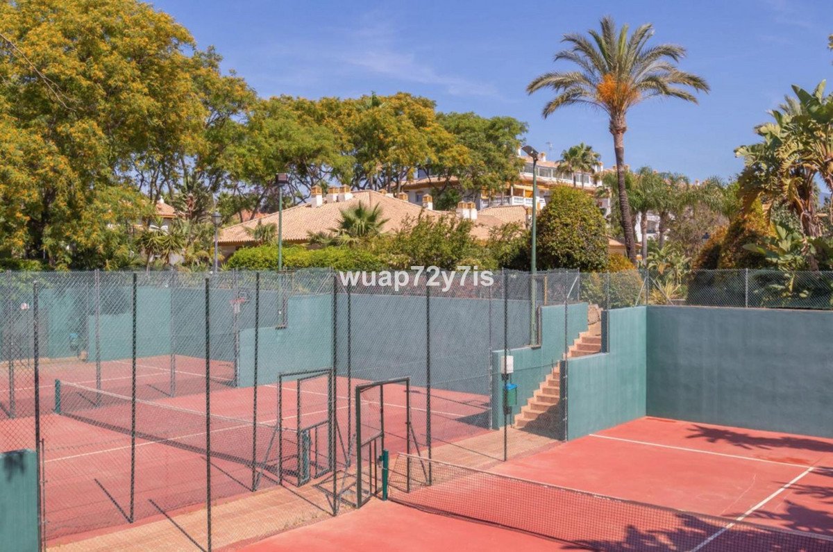 2 Bed Penthouse in Marbella