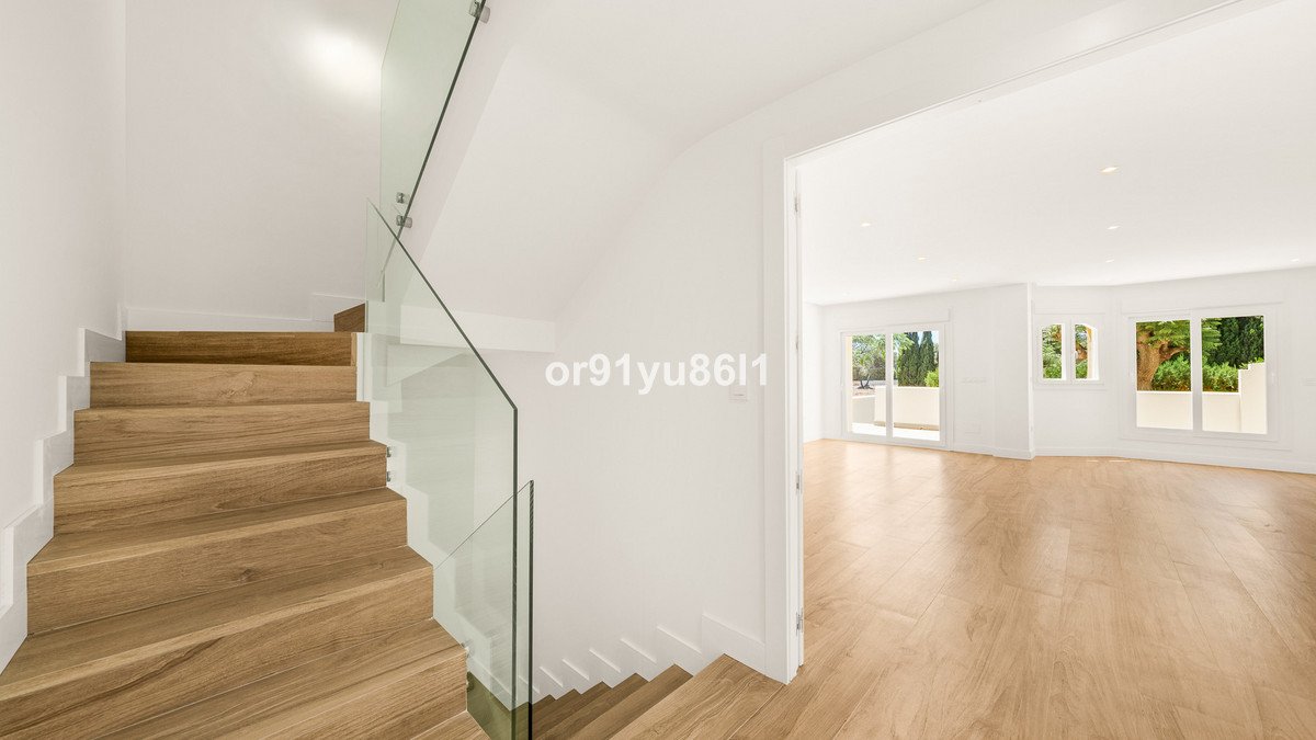 4 Bed Semi-Detached House in Nagüeles