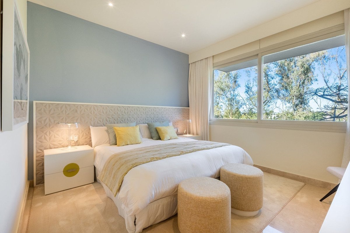 3 Bed Middle Floor Apartment in Marbella