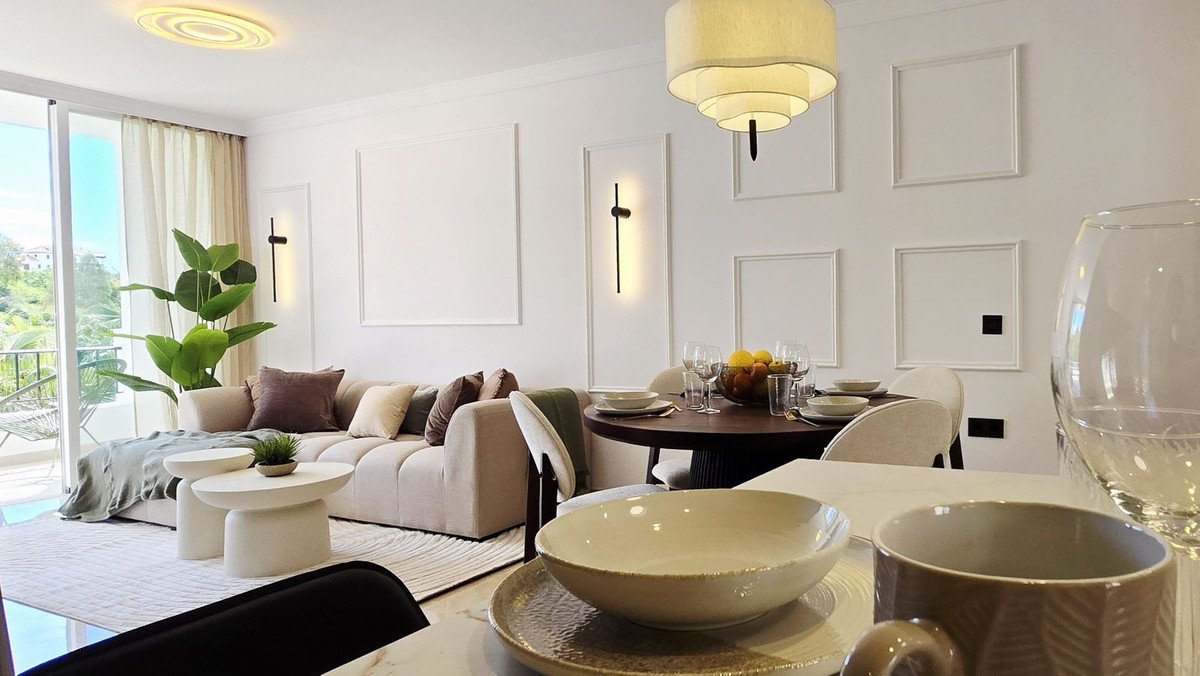 3 Bed Middle Floor Apartment in La Quinta