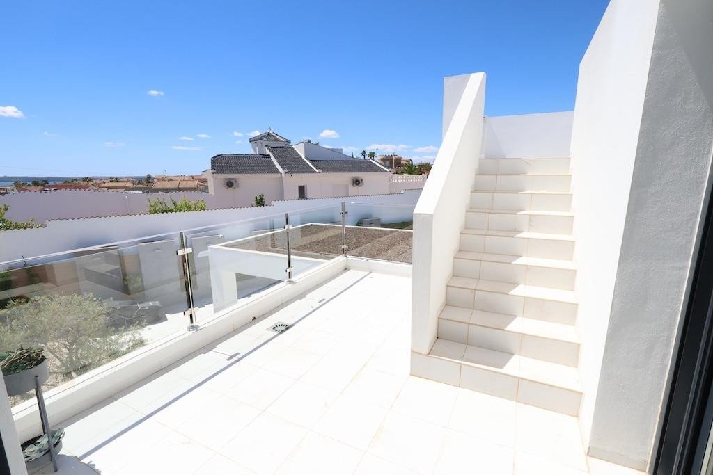 3 Bed Detached Villa in La Marquesa