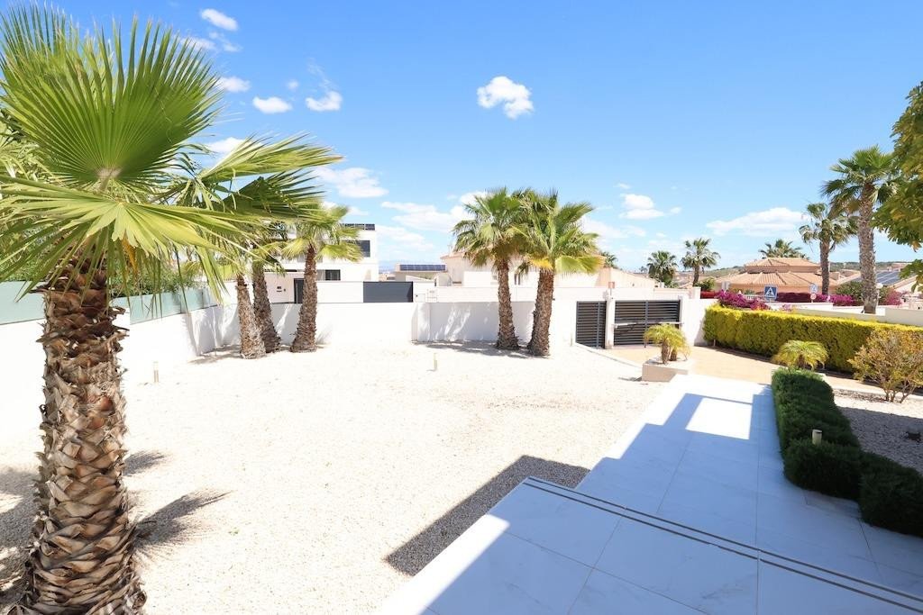 3 Bed Detached Villa in La Marquesa
