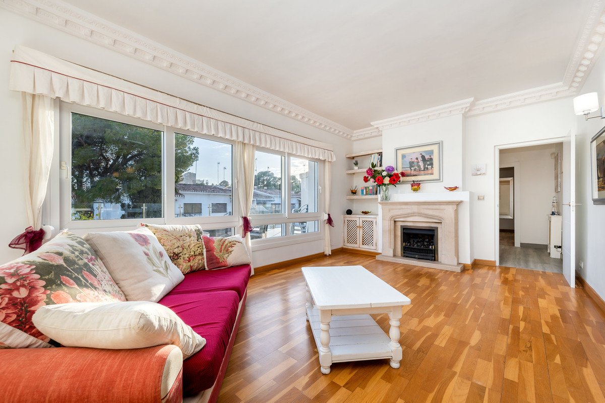 7 Bed Detached Villa in Dehesa de Campoamor