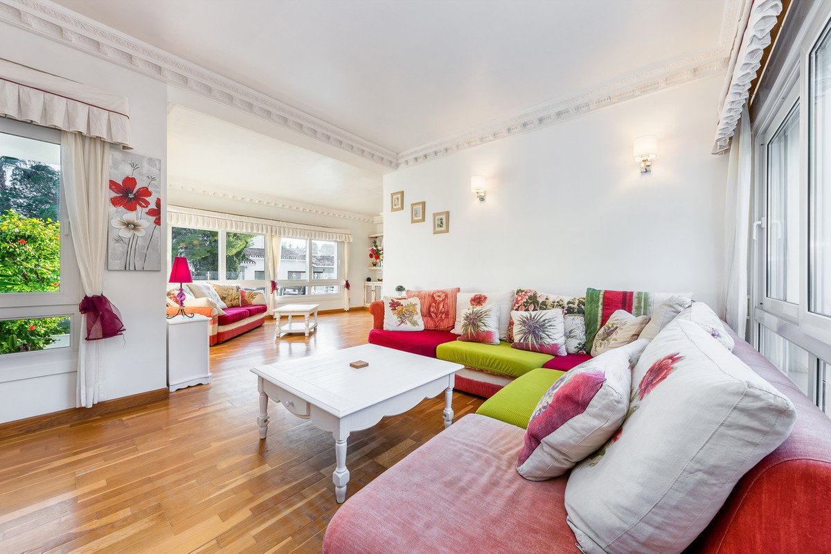 7 Bed Detached Villa in Dehesa de Campoamor