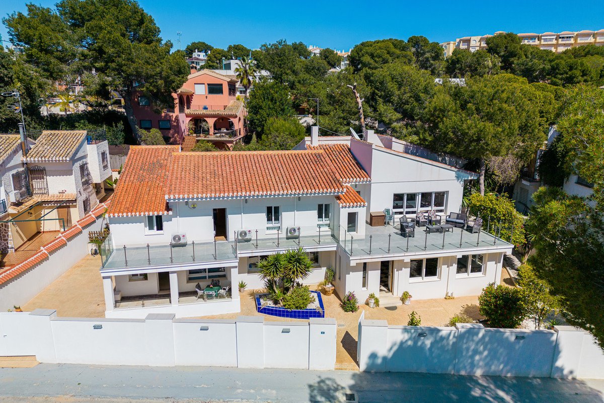 7 Bed Detached Villa in Dehesa de Campoamor