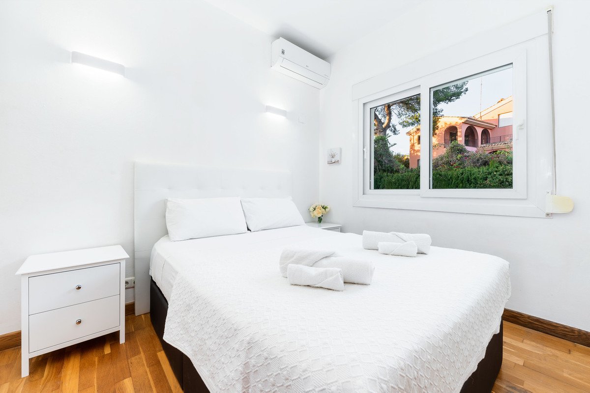 7 Bed Detached Villa in Dehesa de Campoamor