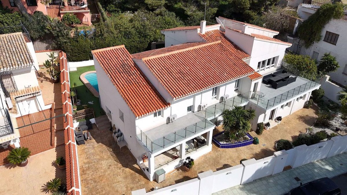 7 Bed Detached Villa in Dehesa de Campoamor