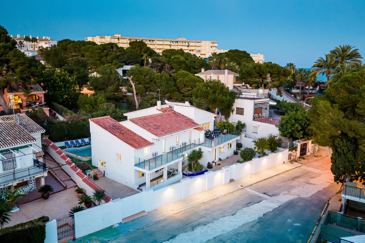 7 Bed Detached Villa in Dehesa de Campoamor