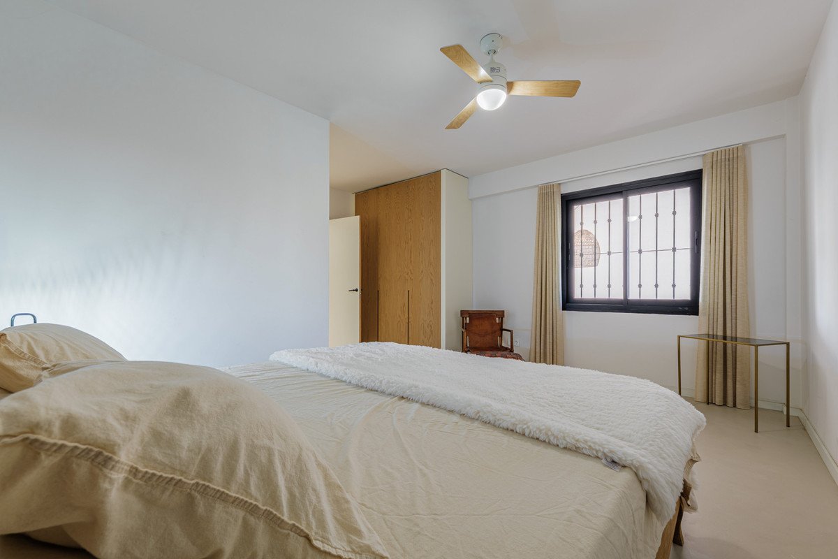 4 Bed Detached Villa in Pinares de San Antón