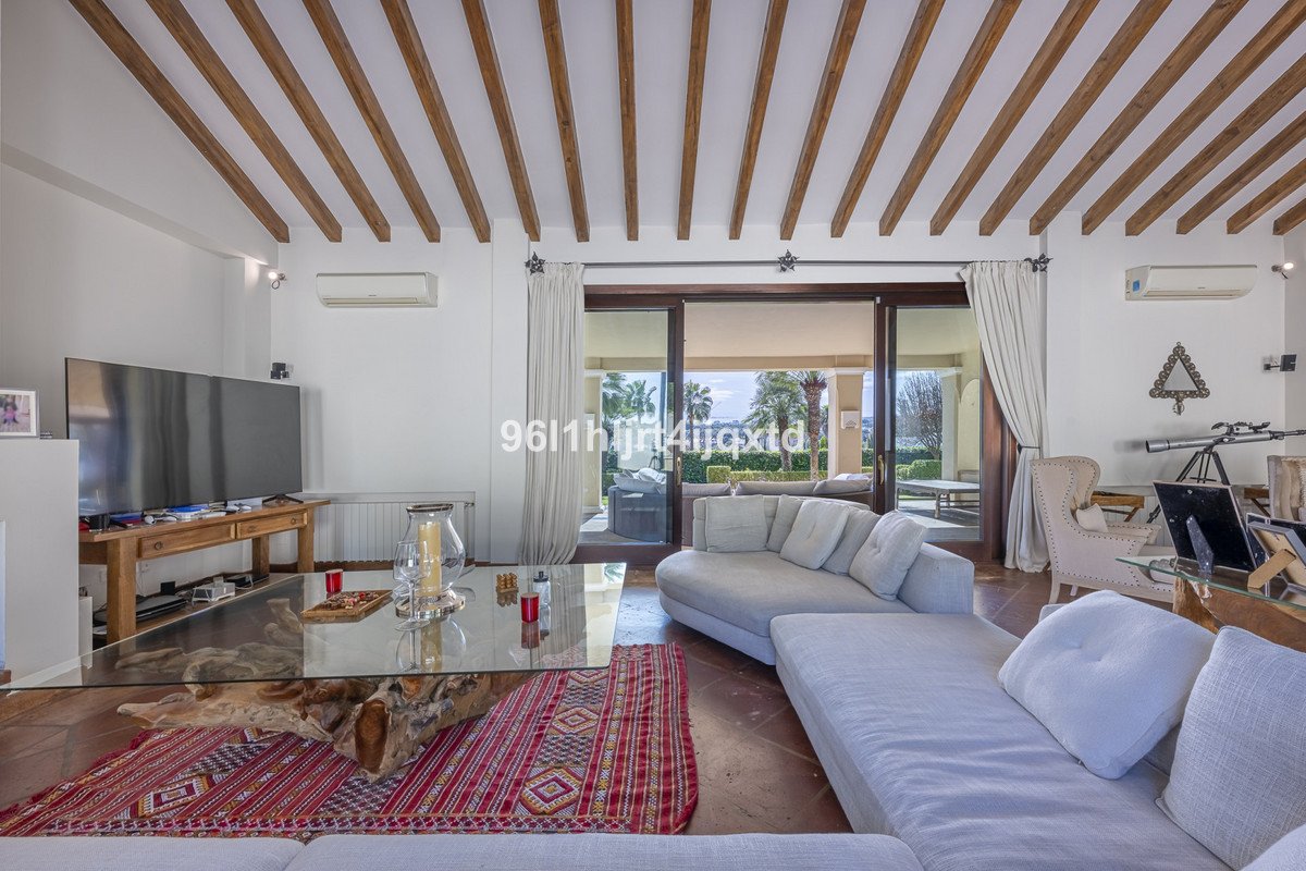 5 Bed Detached Villa in Sotogrande Alto