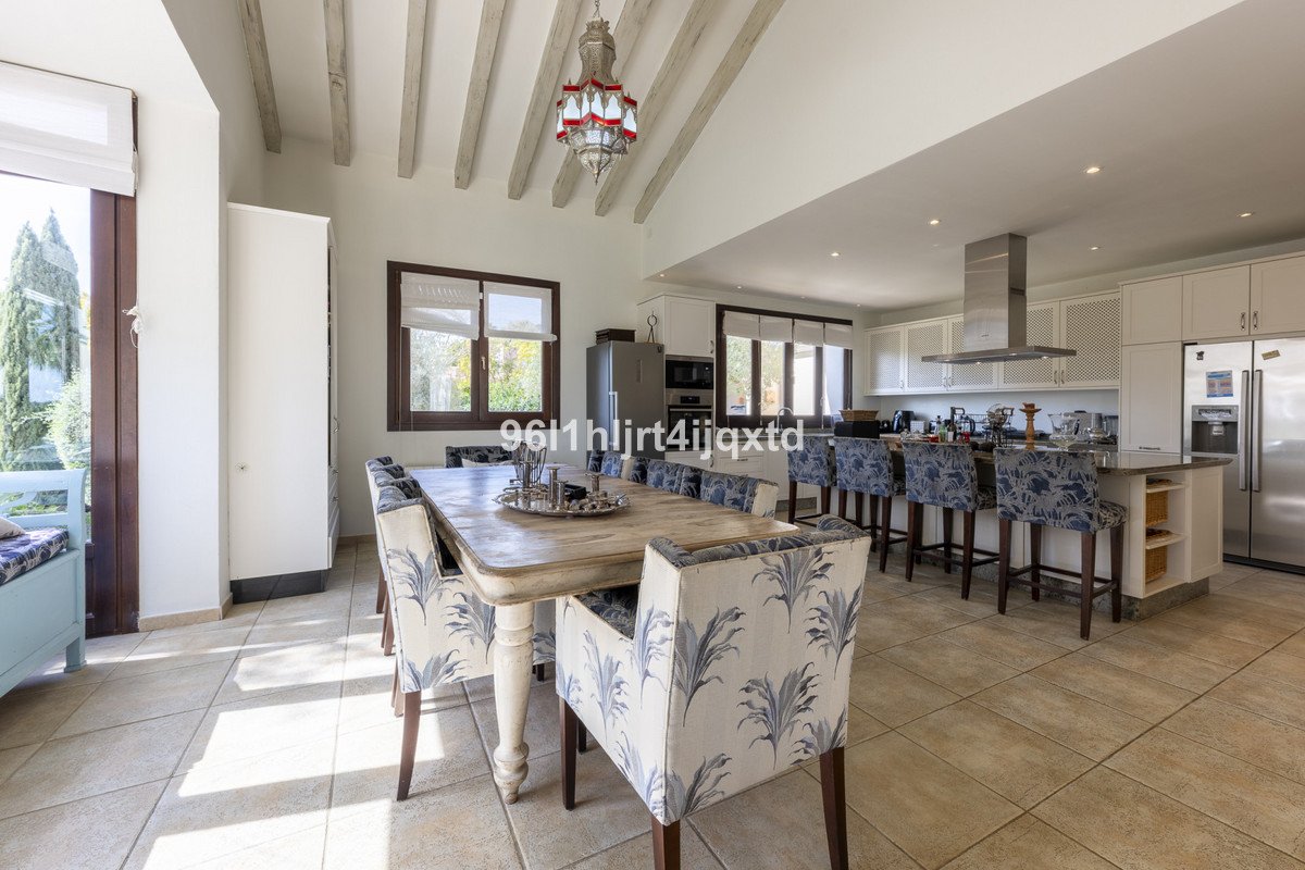 5 Bed Detached Villa in Sotogrande Alto