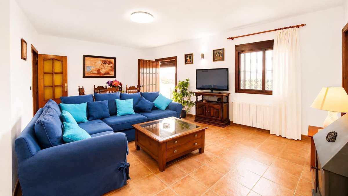 8 Bed Townhouse in Ronda